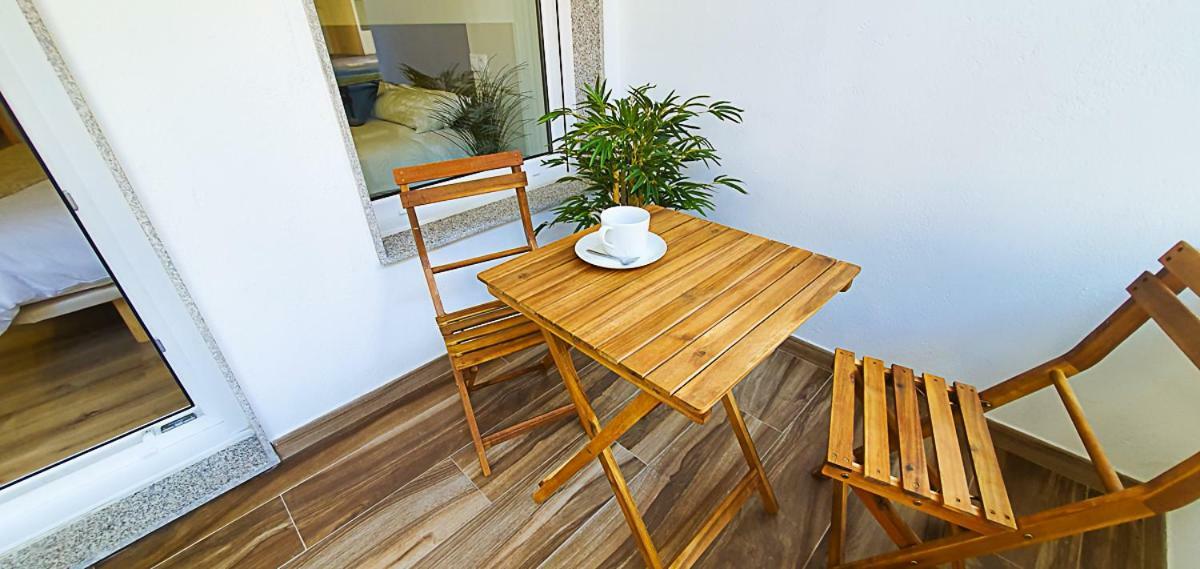 Apartamentos Antares 2 Milladoiro Buitenkant foto