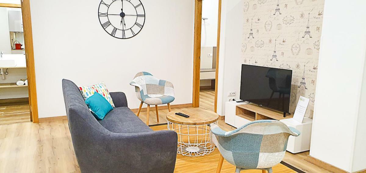 Apartamentos Antares 2 Milladoiro Buitenkant foto