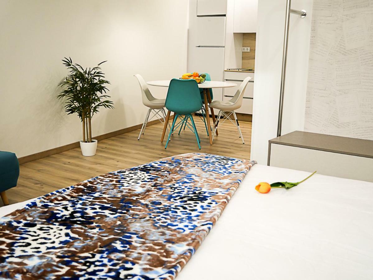 Apartamentos Antares 2 Milladoiro Buitenkant foto