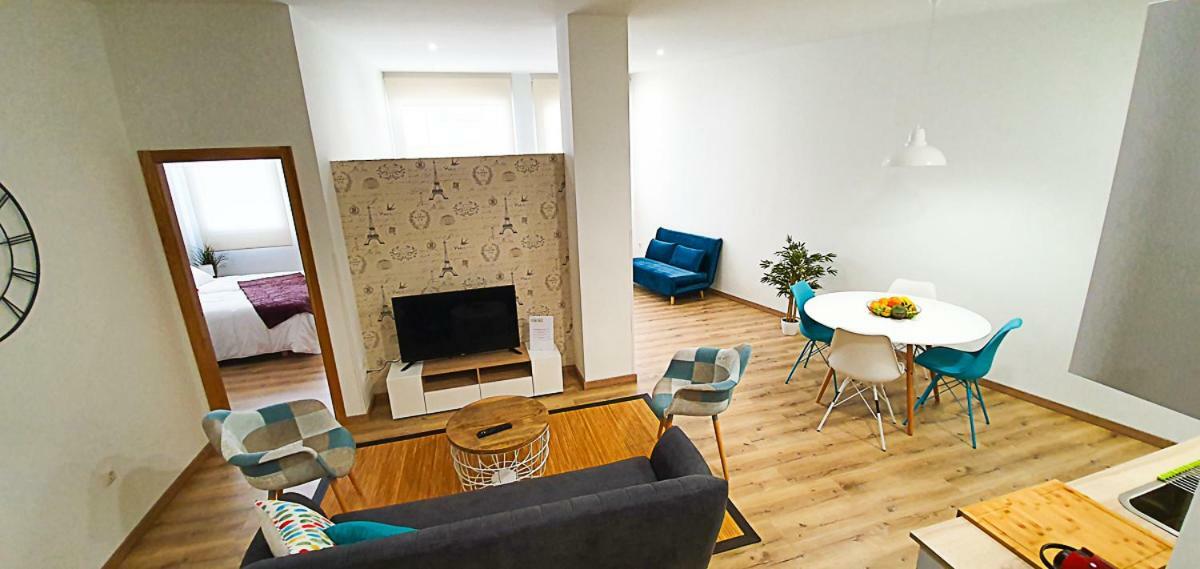 Apartamentos Antares 2 Milladoiro Buitenkant foto