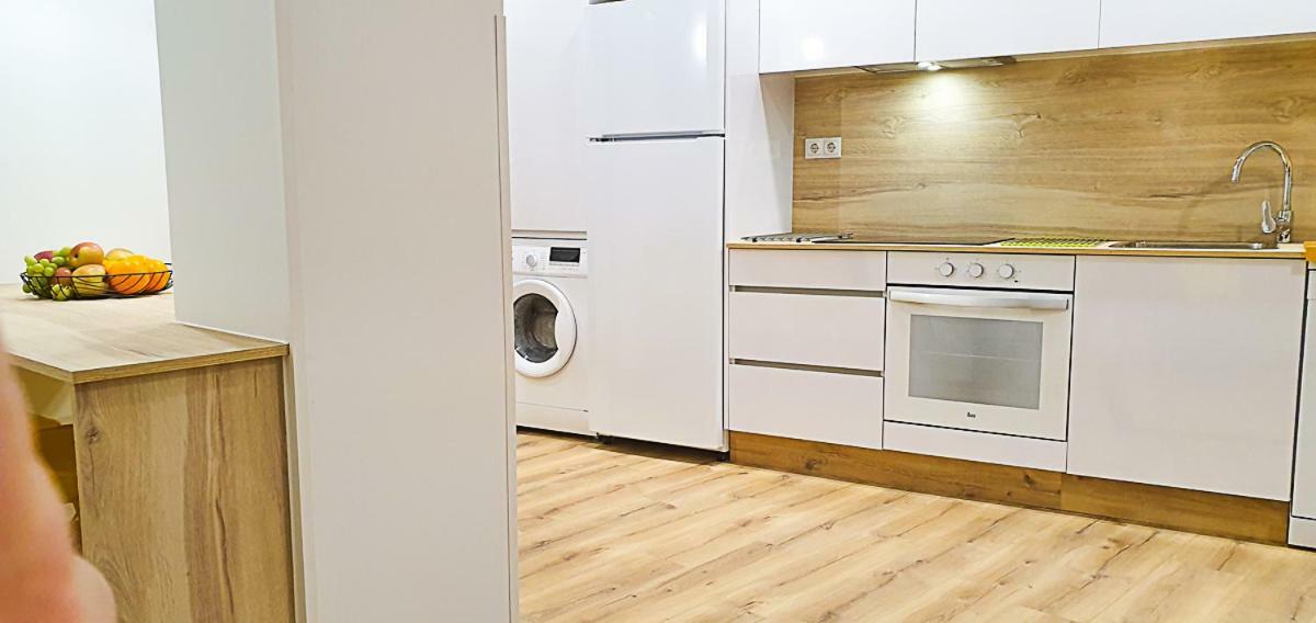 Apartamentos Antares 2 Milladoiro Buitenkant foto