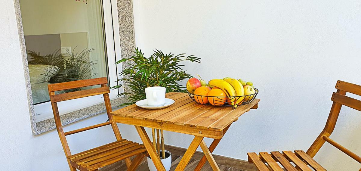 Apartamentos Antares 2 Milladoiro Buitenkant foto