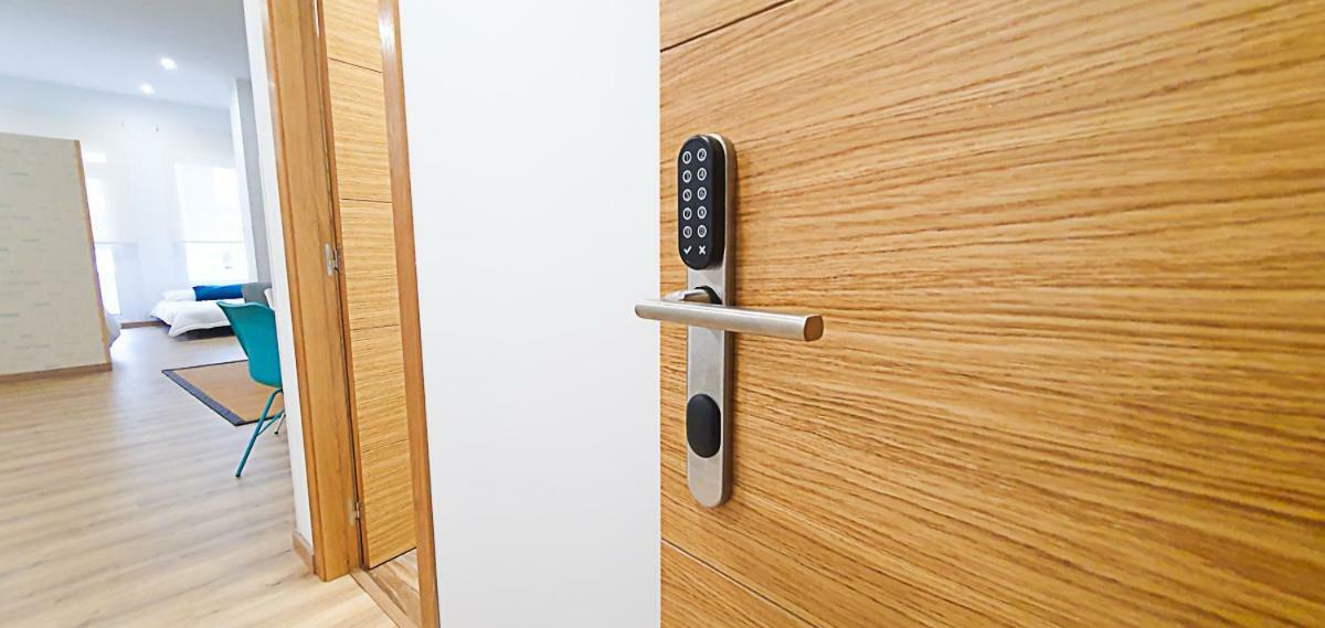 Apartamentos Antares 2 Milladoiro Buitenkant foto