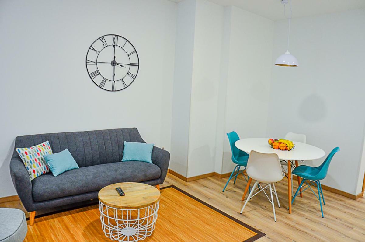 Apartamentos Antares 2 Milladoiro Buitenkant foto