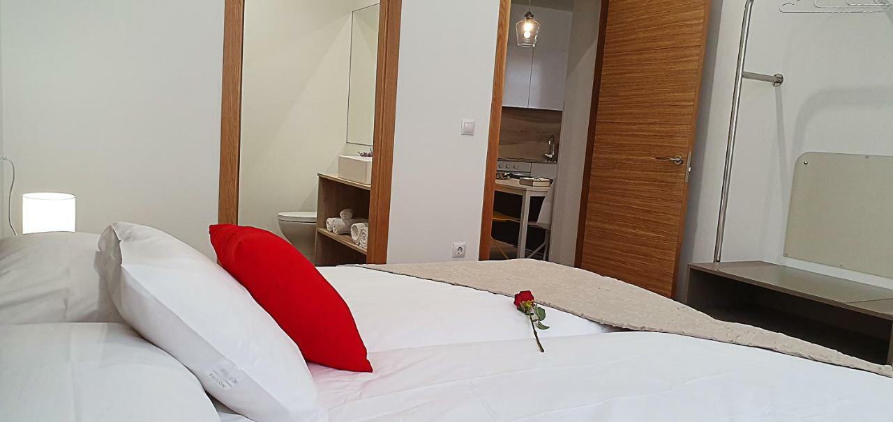Apartamentos Antares 2 Milladoiro Buitenkant foto