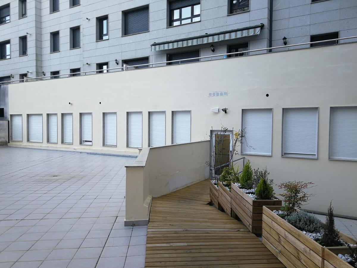 Apartamentos Antares 2 Milladoiro Buitenkant foto